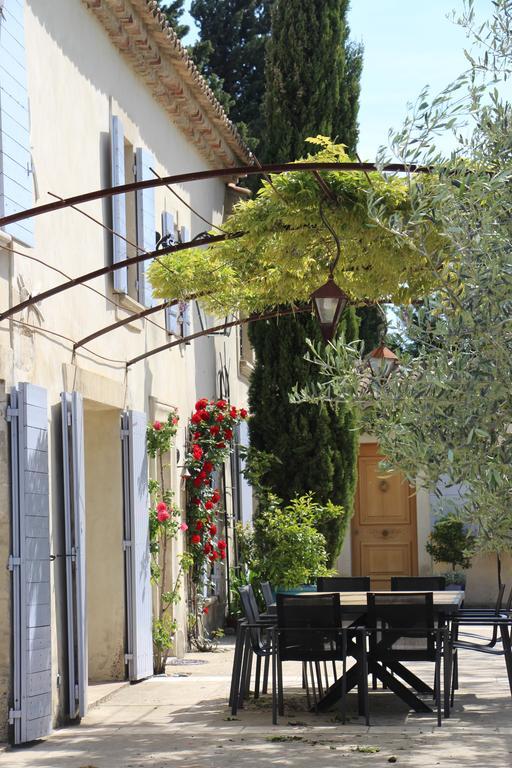 Sous Les Platanes B&B Châteaurenard Zewnętrze zdjęcie